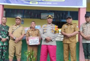 Satgas Batingsor Bangun Posko di desa Mengkiang Kecamatan Kapuas Kabupaten Sanggau-Kalbar