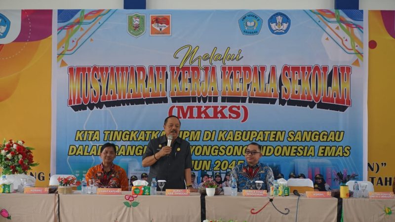 Musyawarah Kerja Kepala Sekolah (MKKS) SMP Kabupaten Sanggau Resmi Dibuka